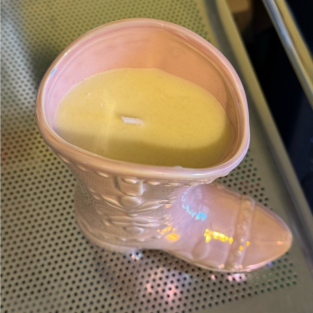 Jessica Simpson Pink Boot Candle Holder - Picture 2 of 9
